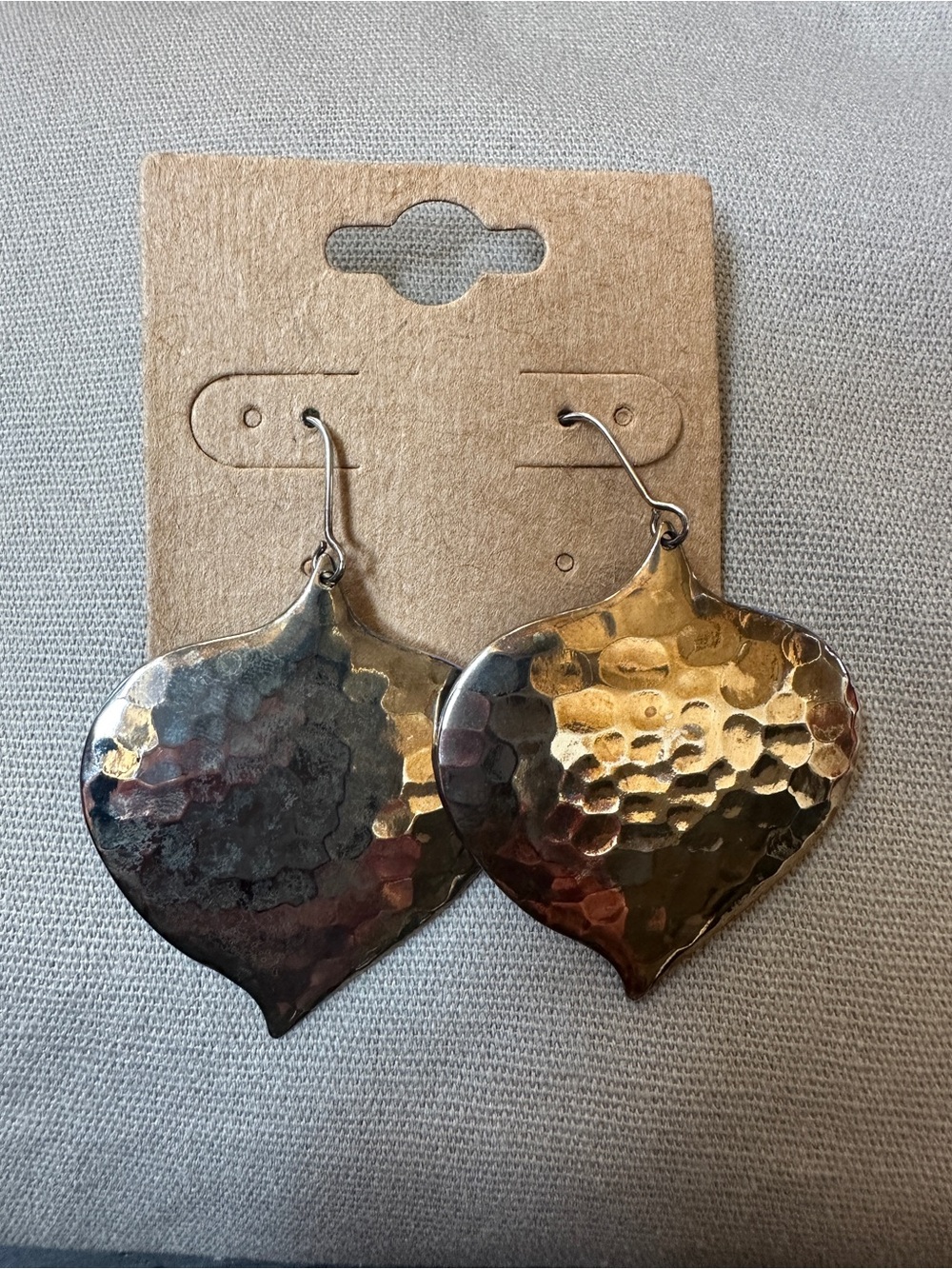 Teardrop Dangle Earrings Hammered Metal Gold Tone Women’s Pierced Ears